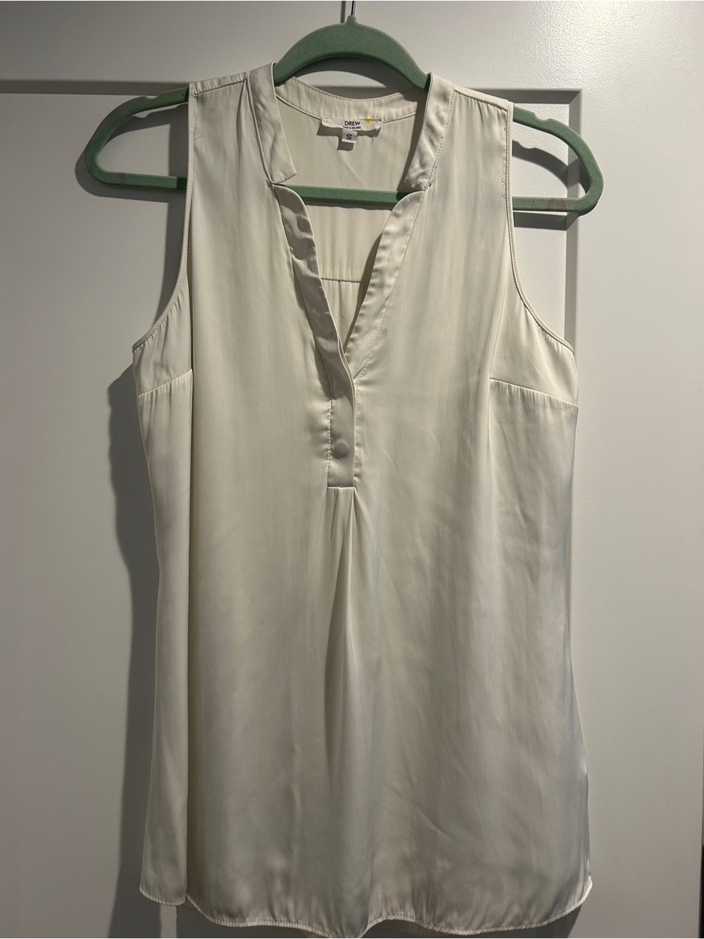 DREW Cream Sleeveless V-Neck Button-Front Camisole
